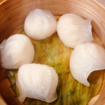 중국 전통의 새우들이 소매/사천풍의 스프 만두/새우 듬뿍 들어간 만두