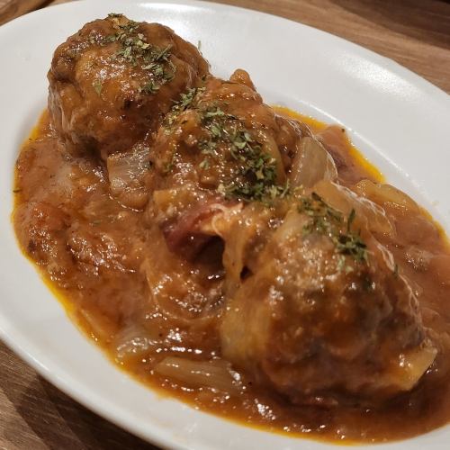 Italian-style meatballs stewed in tomato sauce