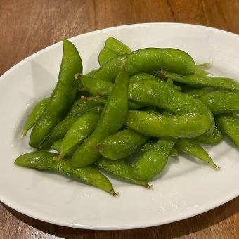 Boiled edamame