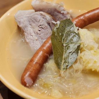 シュークルート(アルザス風 豚煮込み)