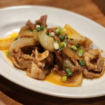 豚バラと玉ねぎのピリ辛炒め