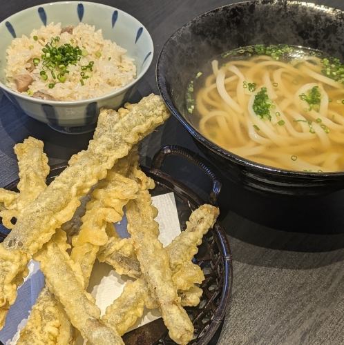 牛蒡天婦羅烏龍麵（配雞飯）