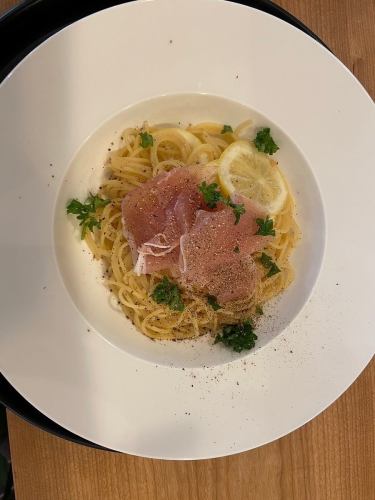 生ハムとレモンのスパゲッティ