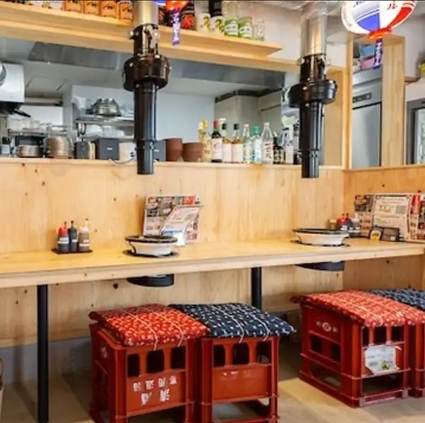 【カウンターでプライベート利用も◎】２人並びのカウンター席も３組分ございます♪ちょっとした飲み会や、ご夫婦の方にもおすすめです！