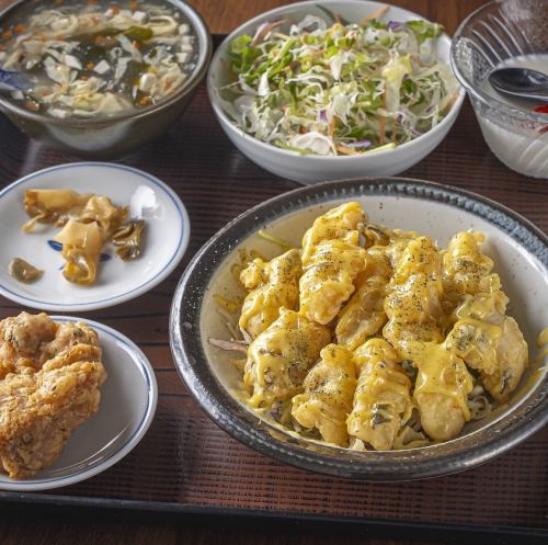 【ランチ・ディナーで注文OK】イチオシお茶風味白身魚定食、淡白ながらも広がる優しい味わいにホッと一息♪