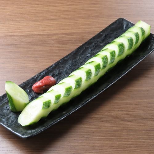塩キュウリ(梅肉付き)