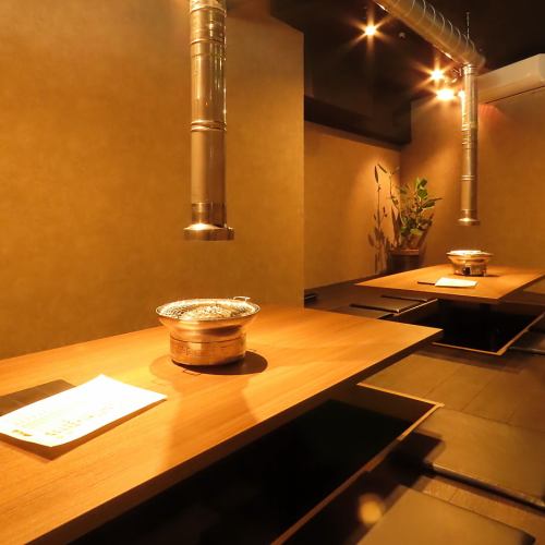Enjoy a relaxing meal in a semi-private room♪