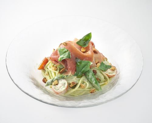 季節のパスタ、ピザ