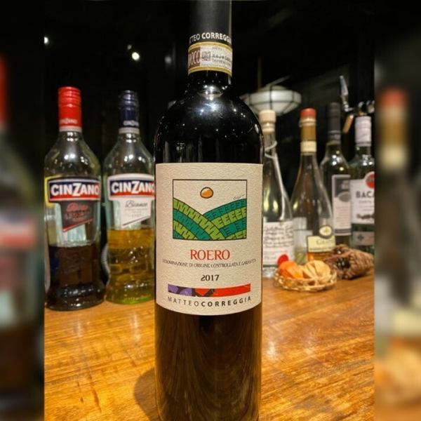 料理と引き立て合う厳選ワインのペアリング