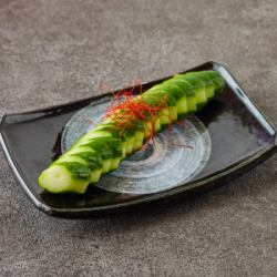 きゅうりの一本漬け/塩キャベツ