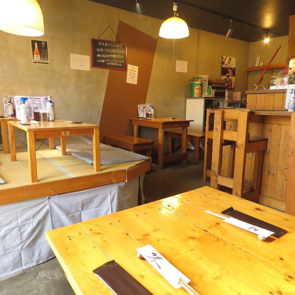 A 3-minute walk from Sayamagaoka Station! There is a raised seating area that can seat up to 6 people.We also accept reservations for banquets, girls-only gatherings, etc. Please feel free to contact us.We are looking forward to welcoming you to our store!
