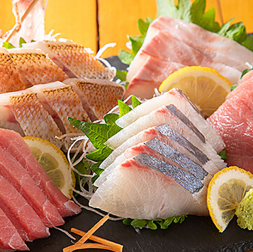 刺身盛り合わせ