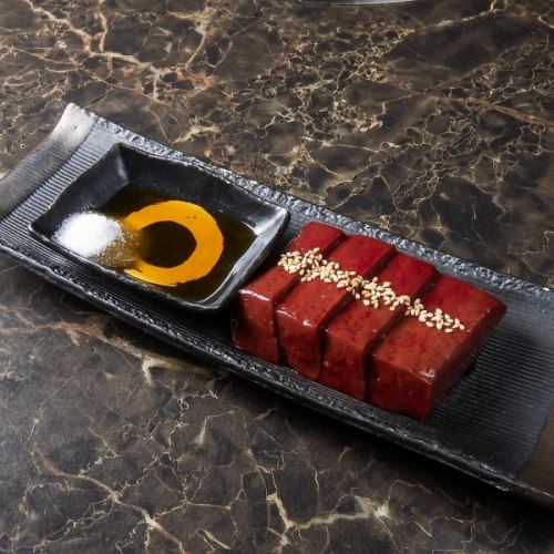 極上厚切りレバー1078円(税込)！