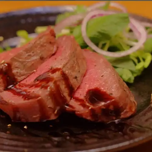 素材にこだわった肉の旨味で生まれる極上体験をあなたに