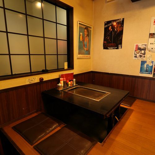 カジュアルな雰囲気の店内