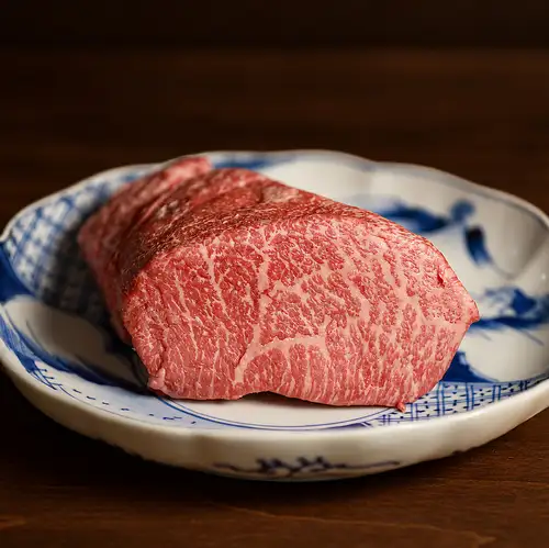 在神户牛肉和近江牛肉之间做出选择的乐趣。