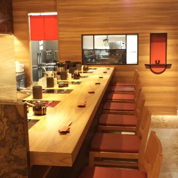 Inside the store where you can feel the neatness and warmth of the trees.There is a counter seat where you can easily drop in by yourself, and you can enjoy shabu-shabu at your own pace at your own pace, without interruption.