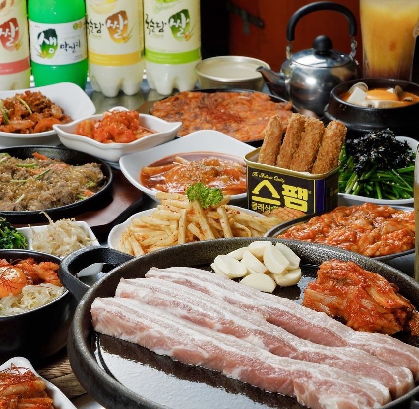 一品税込328円~!お手頃価格で本場の韓国料理&韓国のお酒を楽しみ尽くせます♪
