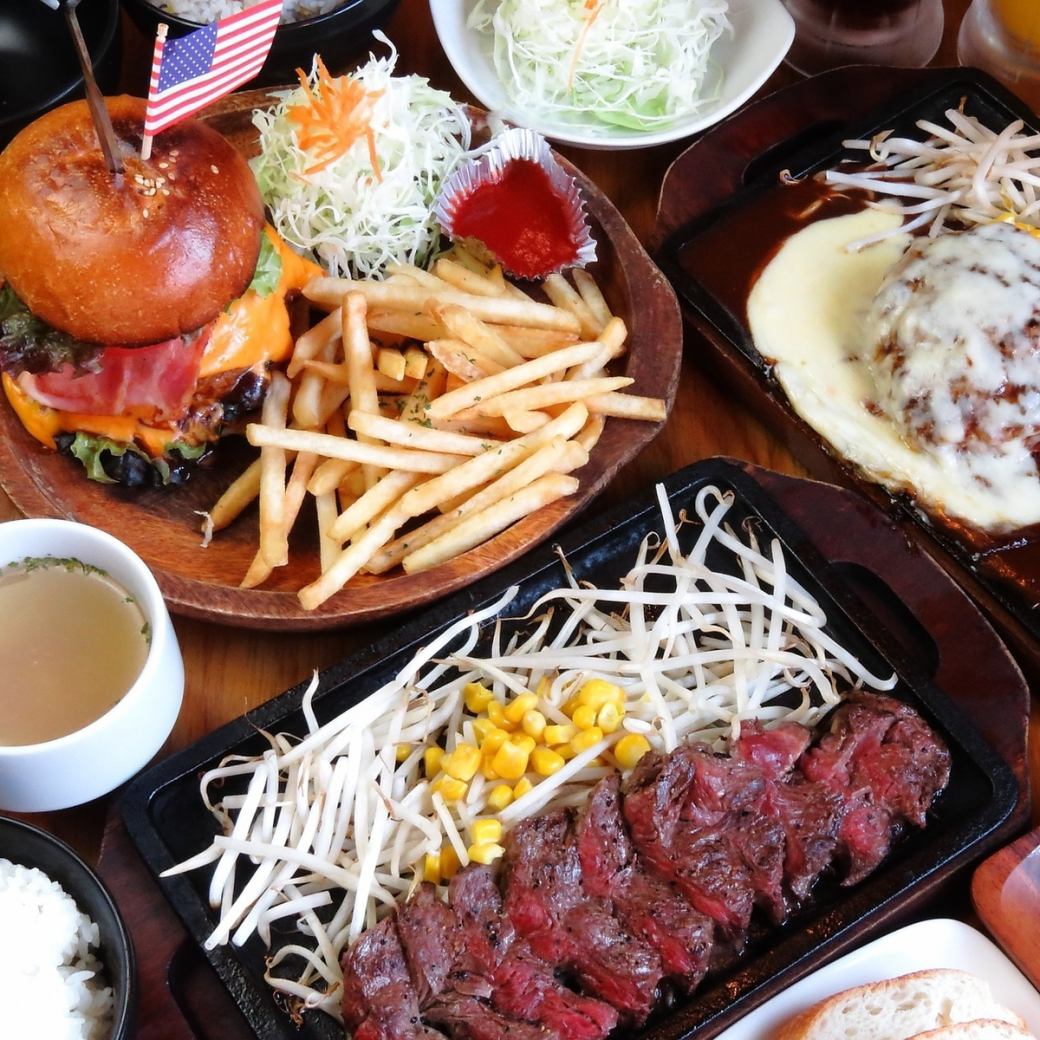 今夜は豪華にステーキやハンバーグをどうぞ★ZUNバーガーも絶品