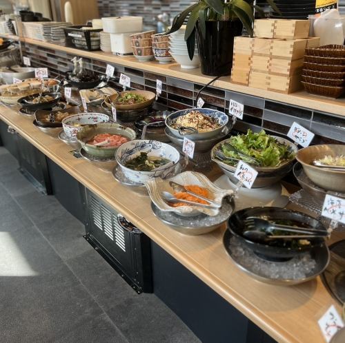 ランチサラダビュッフェ♪