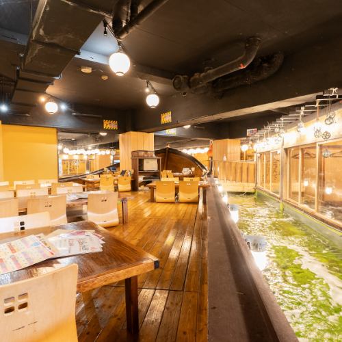 Popular tatami seating on the boat