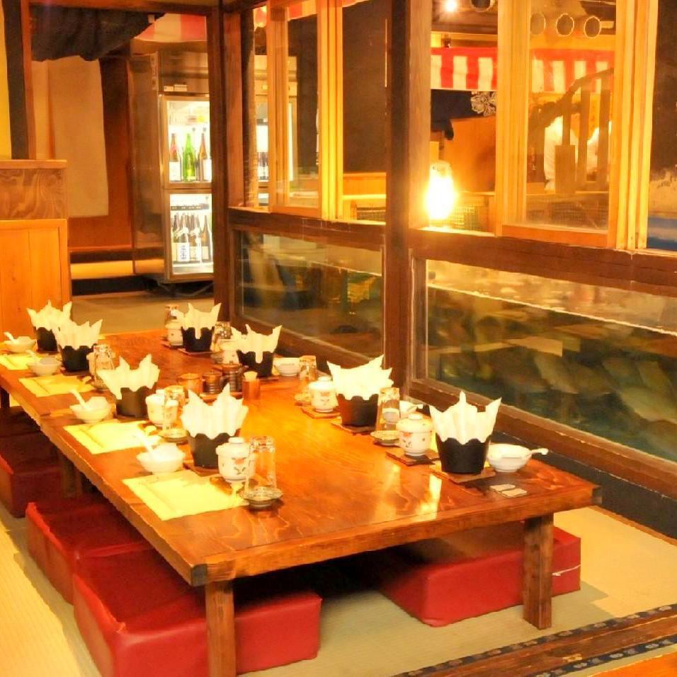 船の中、海の上の様な店内。宴会個室や送迎サービスもあります！