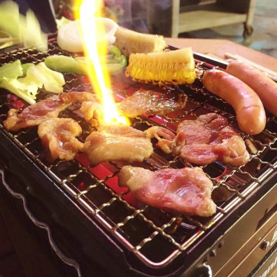 BBQのお肉は厳選した5種類！解放的な空間で食べるお肉は格別です