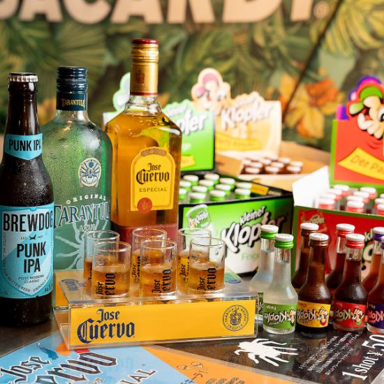 活気溢れるビアガーデンは友達にシェアしたくなること間違いなし