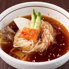 肉十八特製冷麺～旨味スープ～/～旨辛スープ～