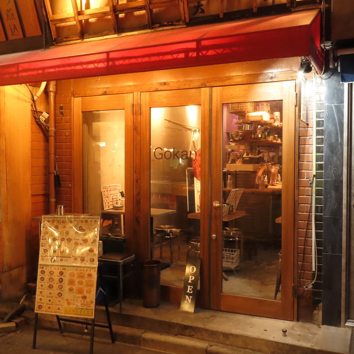 女性にも嬉しい鮮やかなメニューの数々をご堪能あれ!