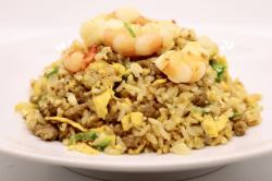 暁・炒飯(エビ入り)