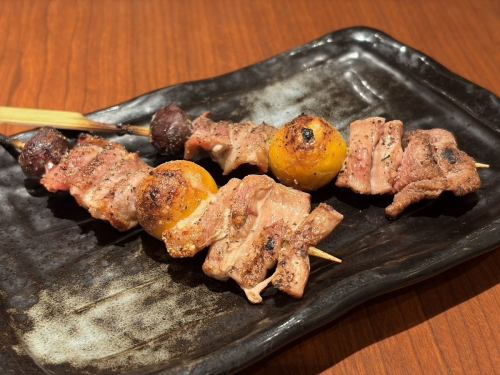 메추라기 돼지고기 꼬치