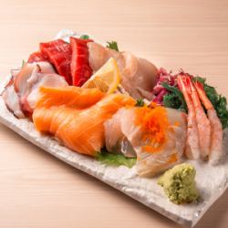 刺身盛合わせ