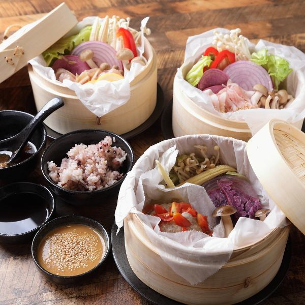 【お肉もお魚も選べる】ふっくらジューシーな蒸篭蒸しで、至福の瞬間をお楽しみください◎