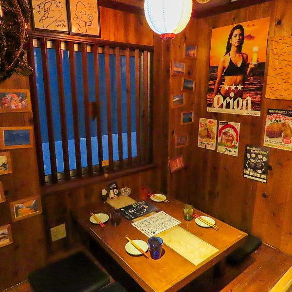 当店では4名様/6名様/8名様/10名様までご利用可能な座敷席を完備しています！デートでのご利用から女子会、家族でのお食事、会社宴会まで、様々なシーンに合わせておくつろぎいただけます。お友達同士や大切な方との素敵な時間をお過ごしいただけるよう、心をこめておもてなしいたします。ぜひ、お気軽にご予約ください。