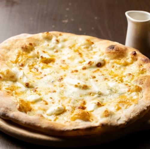 クアトロフォルマッジ