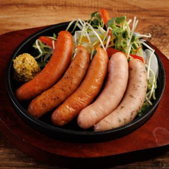 ソーセージ鉄板焼き