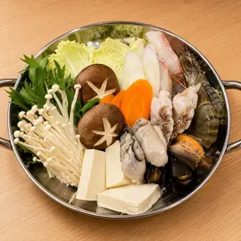 海の幸たっぷり海鮮鍋～二人前より承ります～