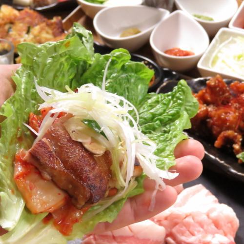 Enjoy Korean food at Tennoji ★ Samgyeopsal, Choa Chicken, Cheese Kimpa, Cheese Ball, Yukhoe Sushi, etc.