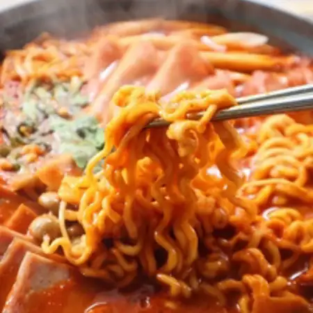 NEW！【韓国プテチゲ鍋付全120種以上食べ飲み放題】２時間　3,980円（税込）