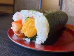 Upper roll (with shrimp)