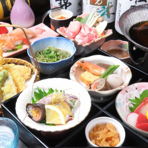 [Mini Kaiseki (one dish per person)] Seasonal tiered box + sushi + tempura platter [9 dishes total, 120 minutes of all-you-can-drink included] 4,900 yen (tax included)