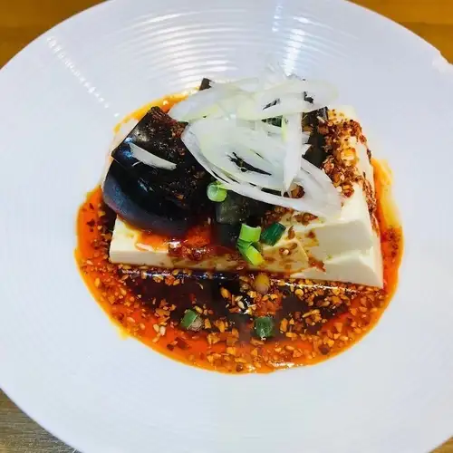 皮蛋豆腐