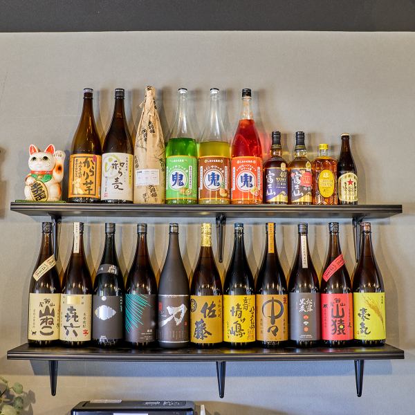 【お酒】焼鳥に合うお酒を幅広く揃え、香ばしい串と共に楽しめます。
