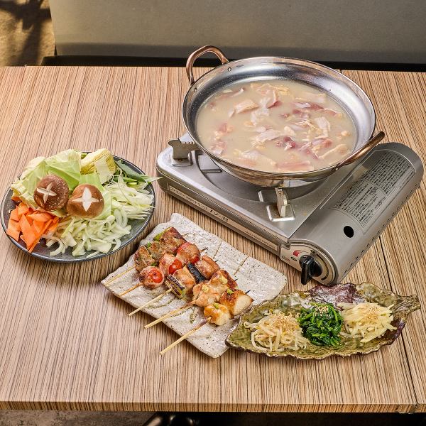 【コース】炭火焼鳥と水炊き、韓国惣菜を味わえる充実のおすすめコース。