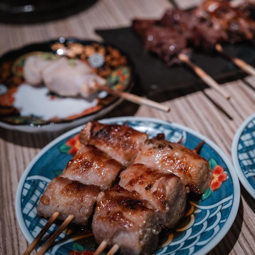 旨さ際立つ炭火焼鳥を、心ゆくまで味わえるお店◎