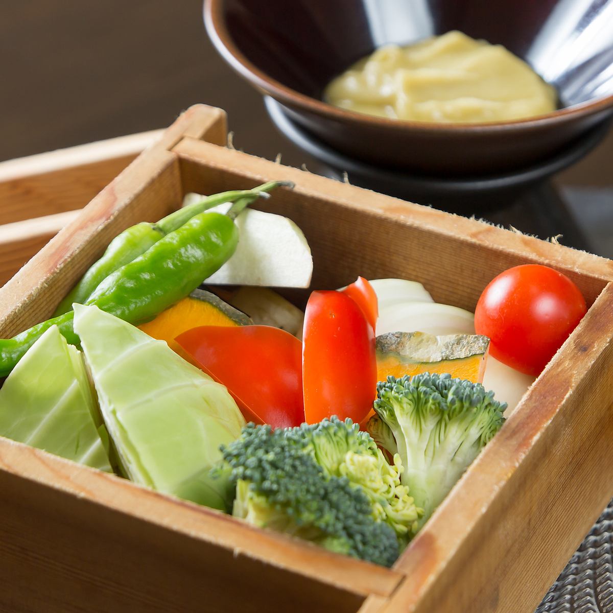 毎日市場から仕入れた魚介のお造りや旬の食材をこだわりの調理法でご提供いたします◎