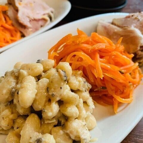 幅広い世代に人気のランチ