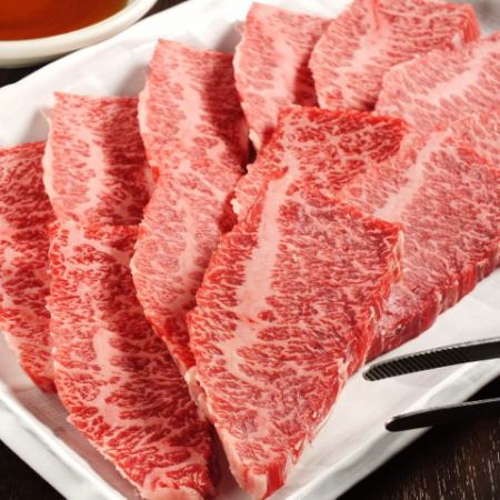 您可以吃安全有保障的肉，因為它是由肉店直接管理的，非常美味！