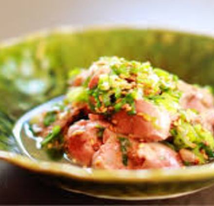 低温調理の鶏レバ刺し